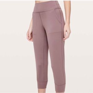 Lululemon Align Jogger Crop *23